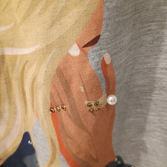 💋Bedazzaled Tshirt Size Small - Picture 7 of 10